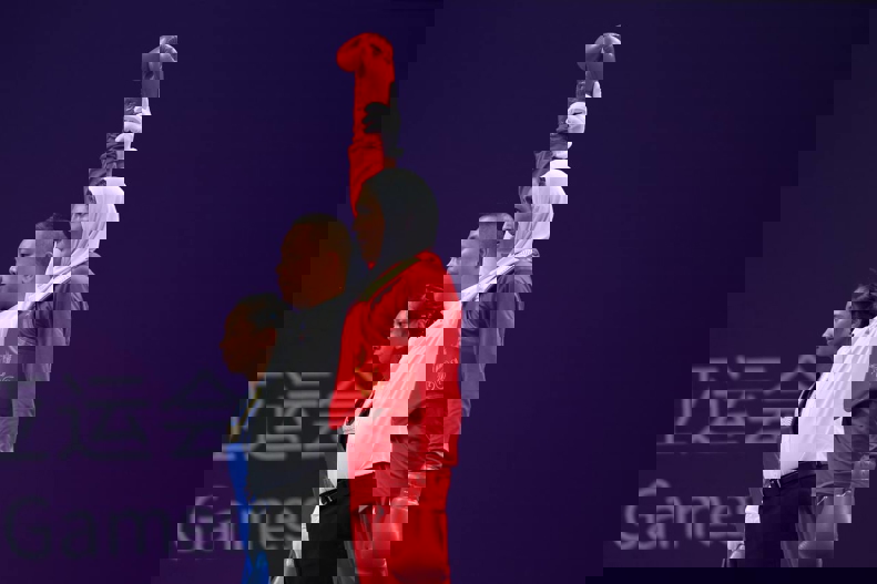 1931707