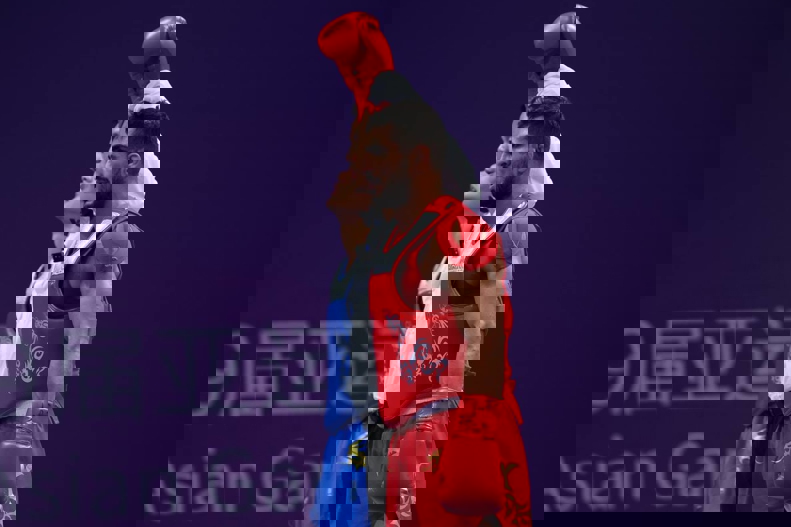 1931764