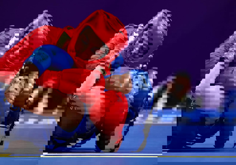 1931755