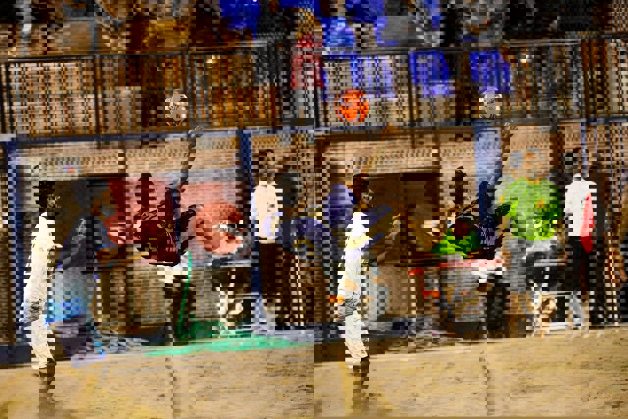 1931837