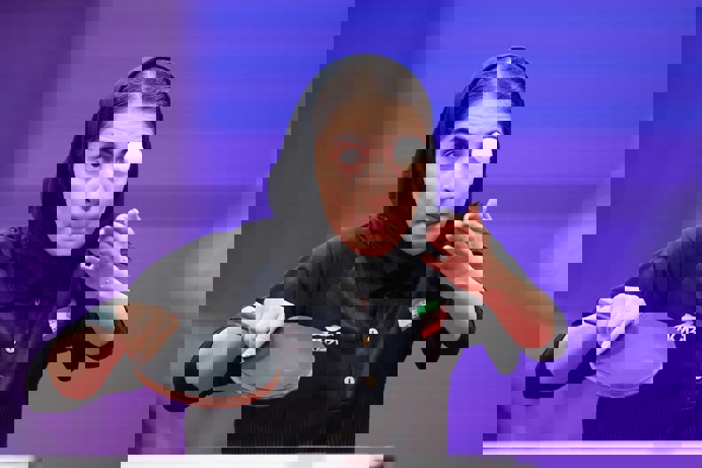 1932058