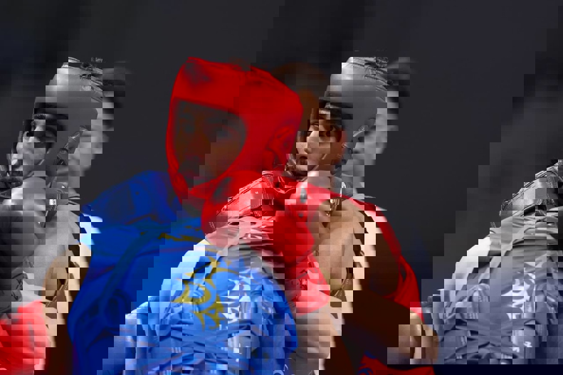 1932079