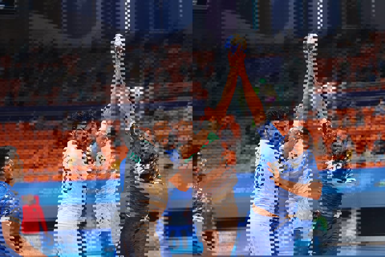 1932490