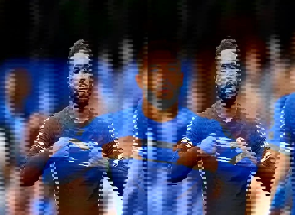 1932497