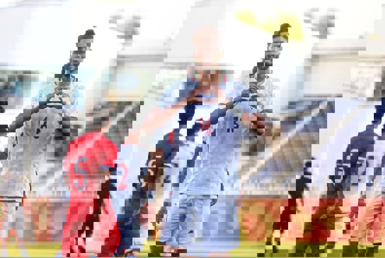 1932618
