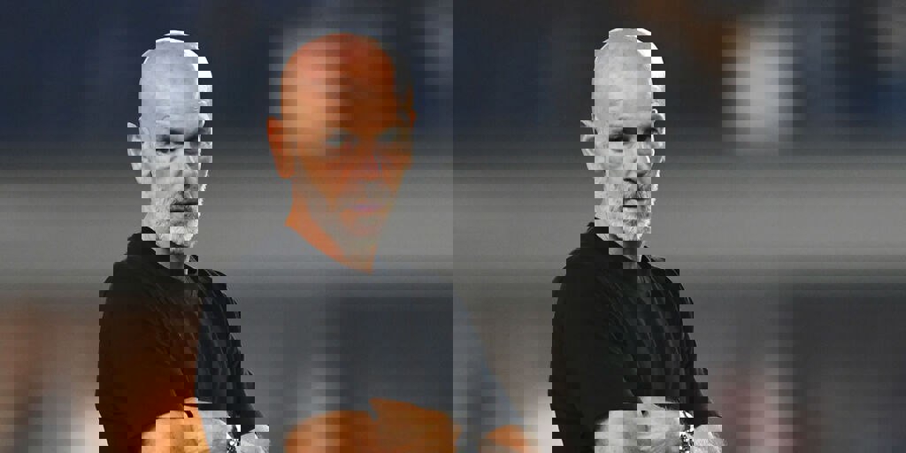 1932699