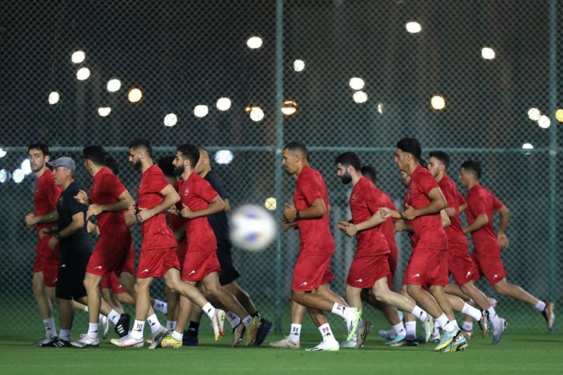 نفس راحت یحیی با بازگشت هافبکها؛/ تمرین پرسپولیس در دوحه با نفرات کامل