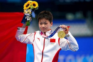 قهرمان 14 ساله‌ بازی‌های آسیایی: هونگ چان از چین