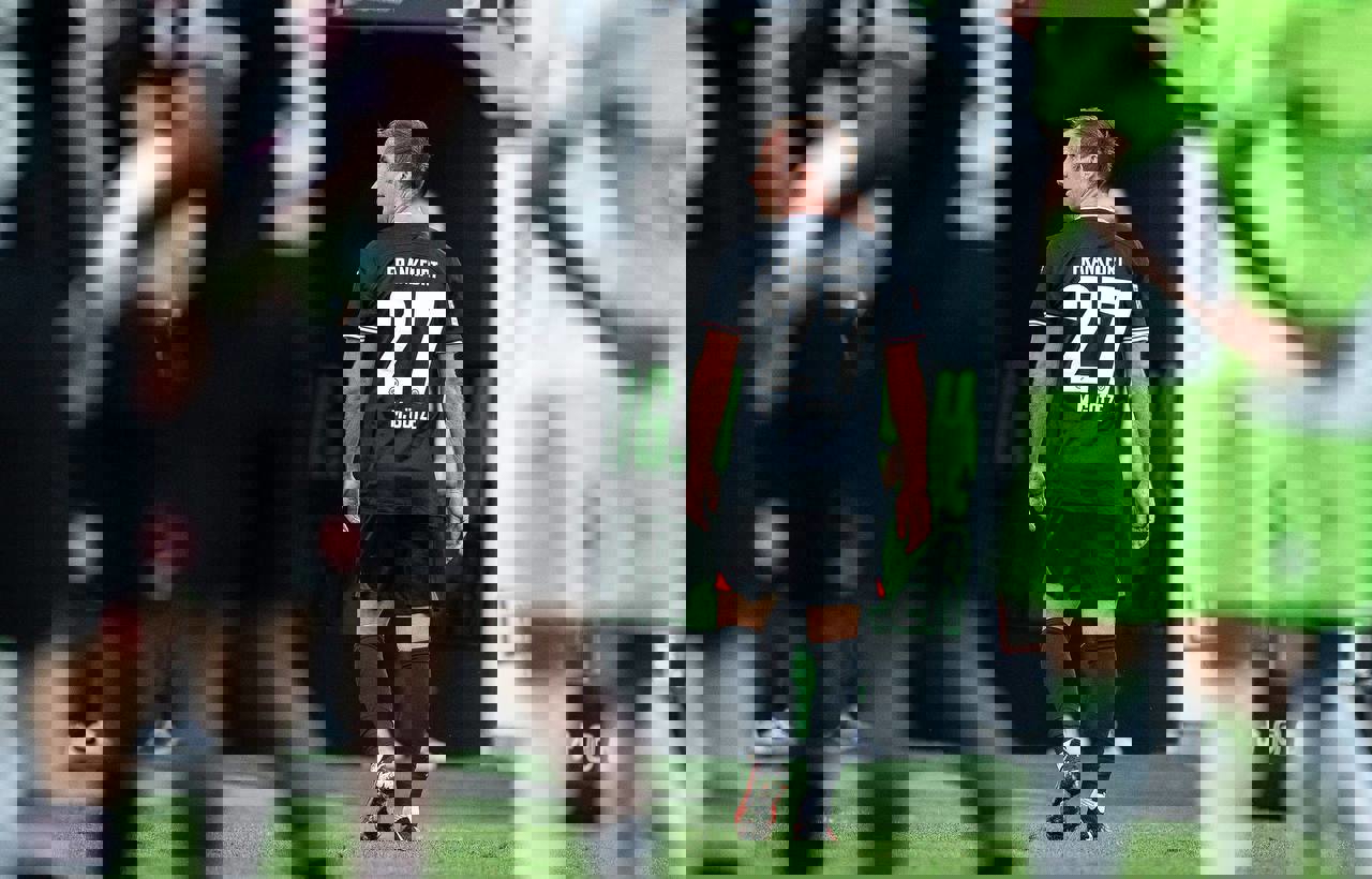 1933461