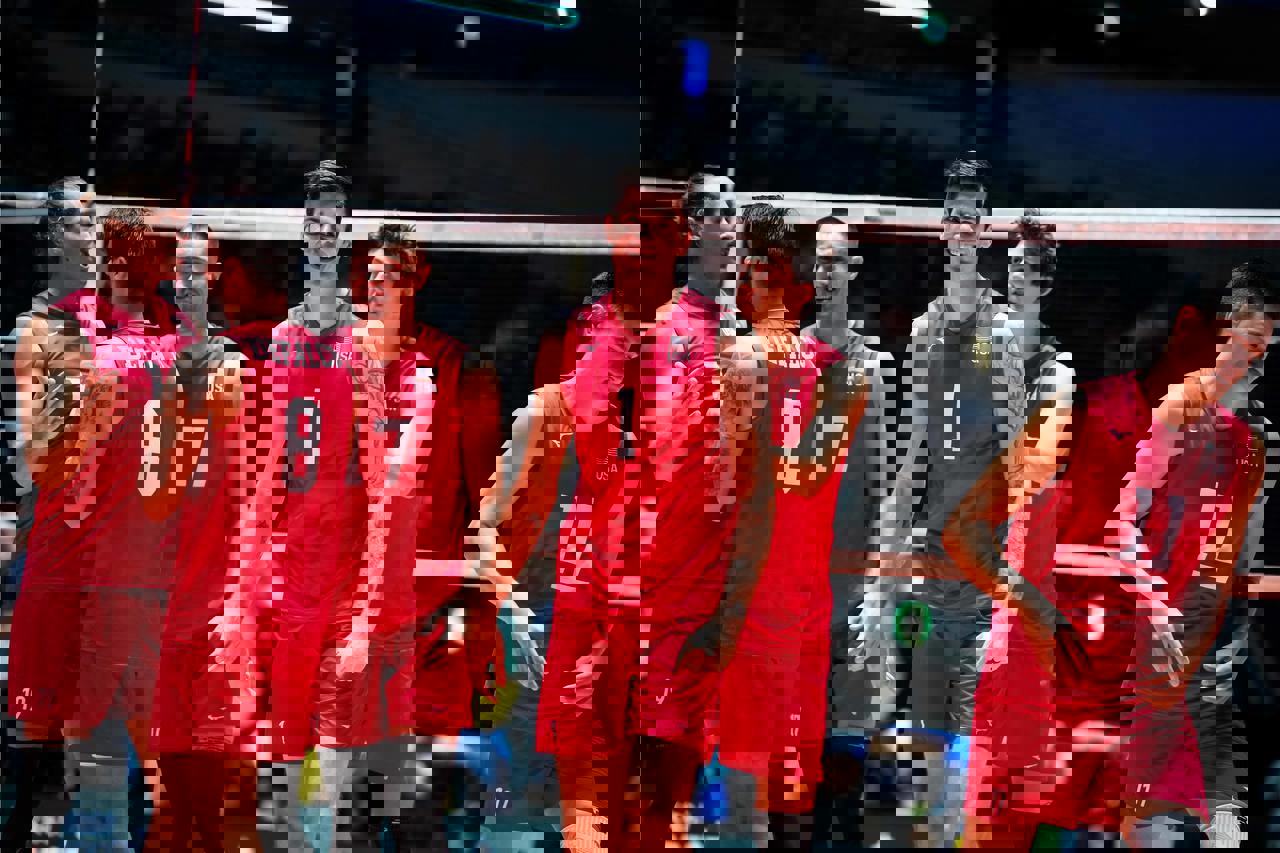 1933781