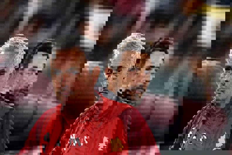 1934192