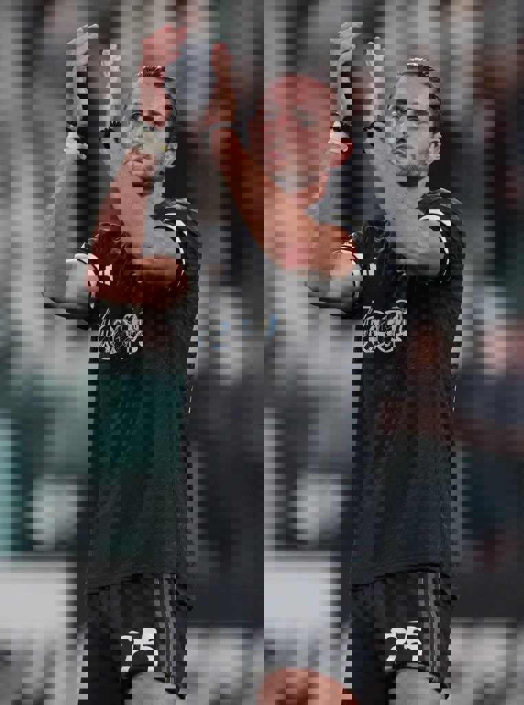 1934196
