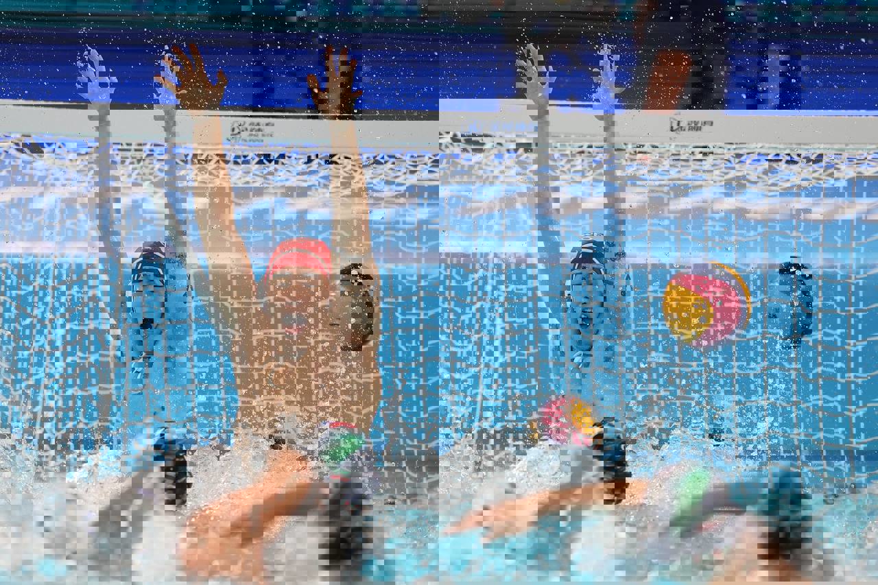 1934446