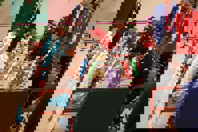 1934381
