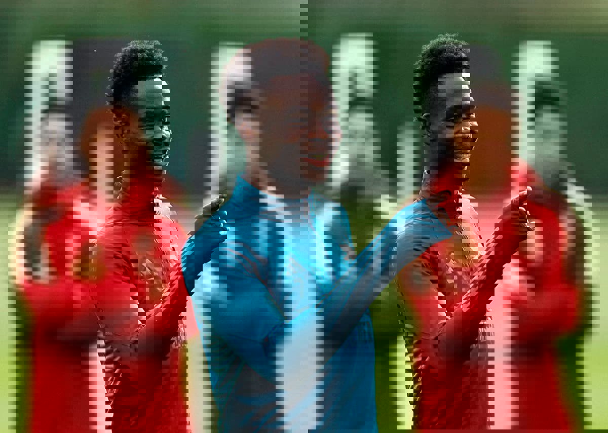 1934490