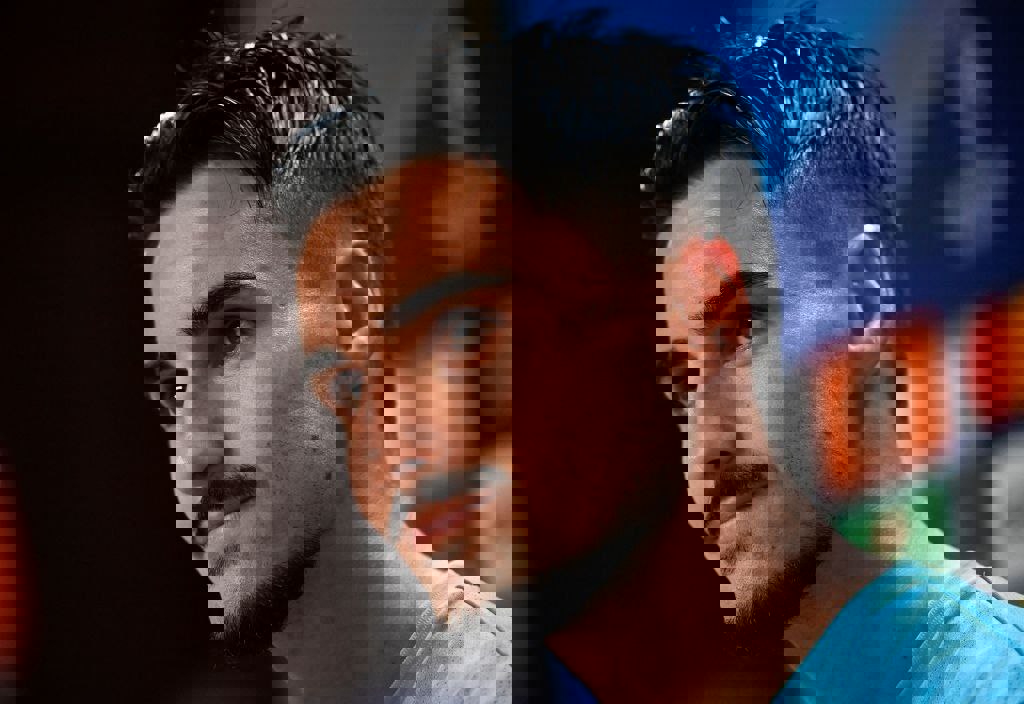 1935030