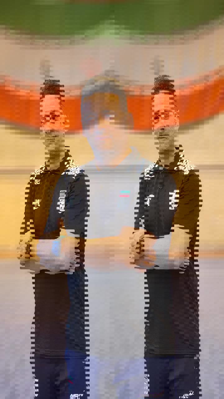 1935736