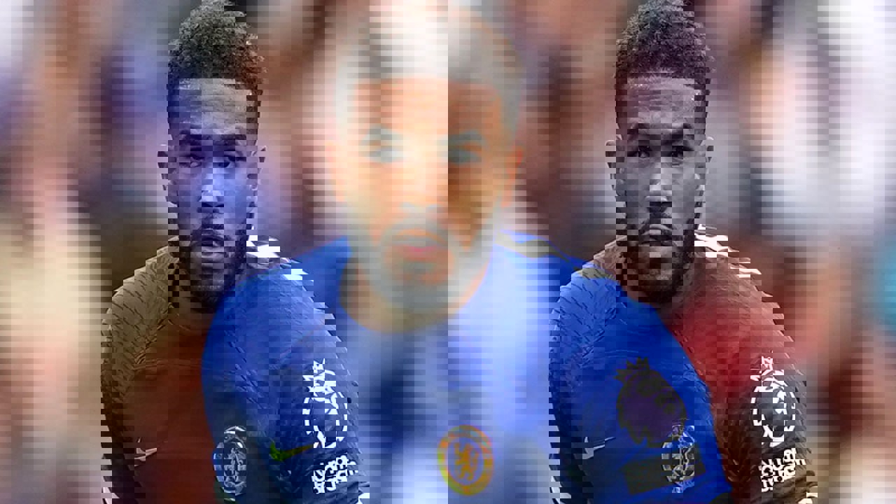 1935782