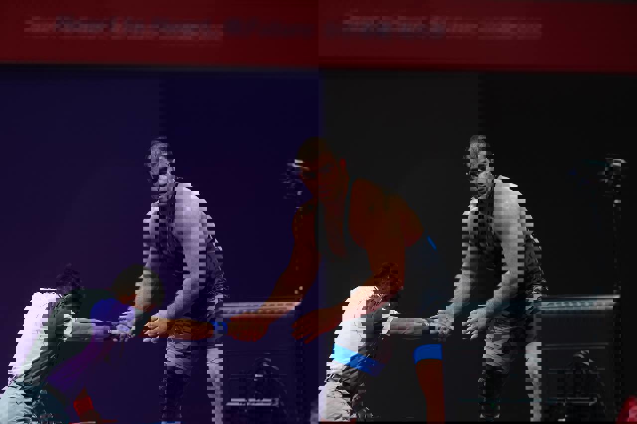 1936159