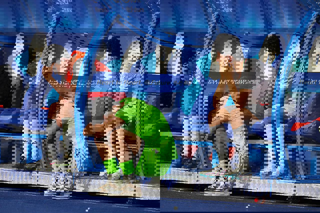 1936613