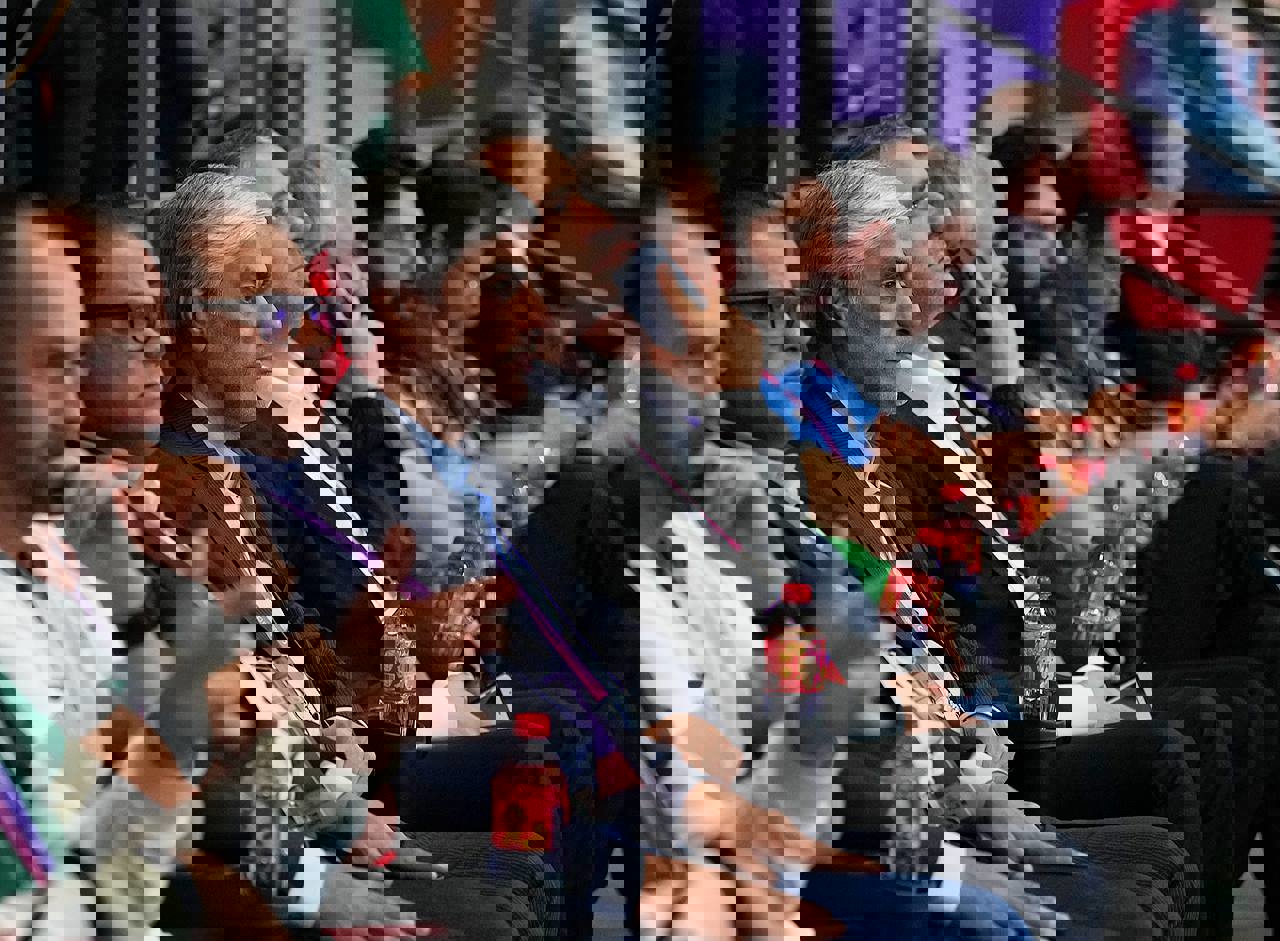 1936770