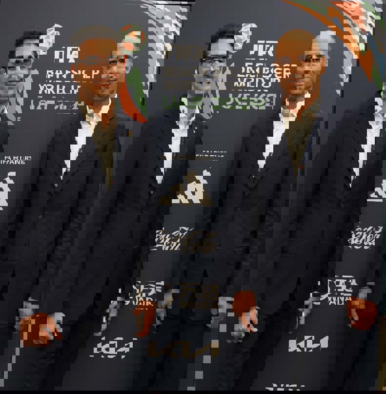 1936731