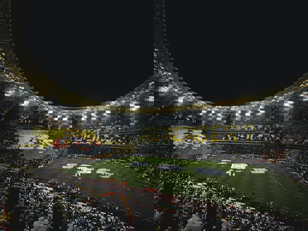 1936725