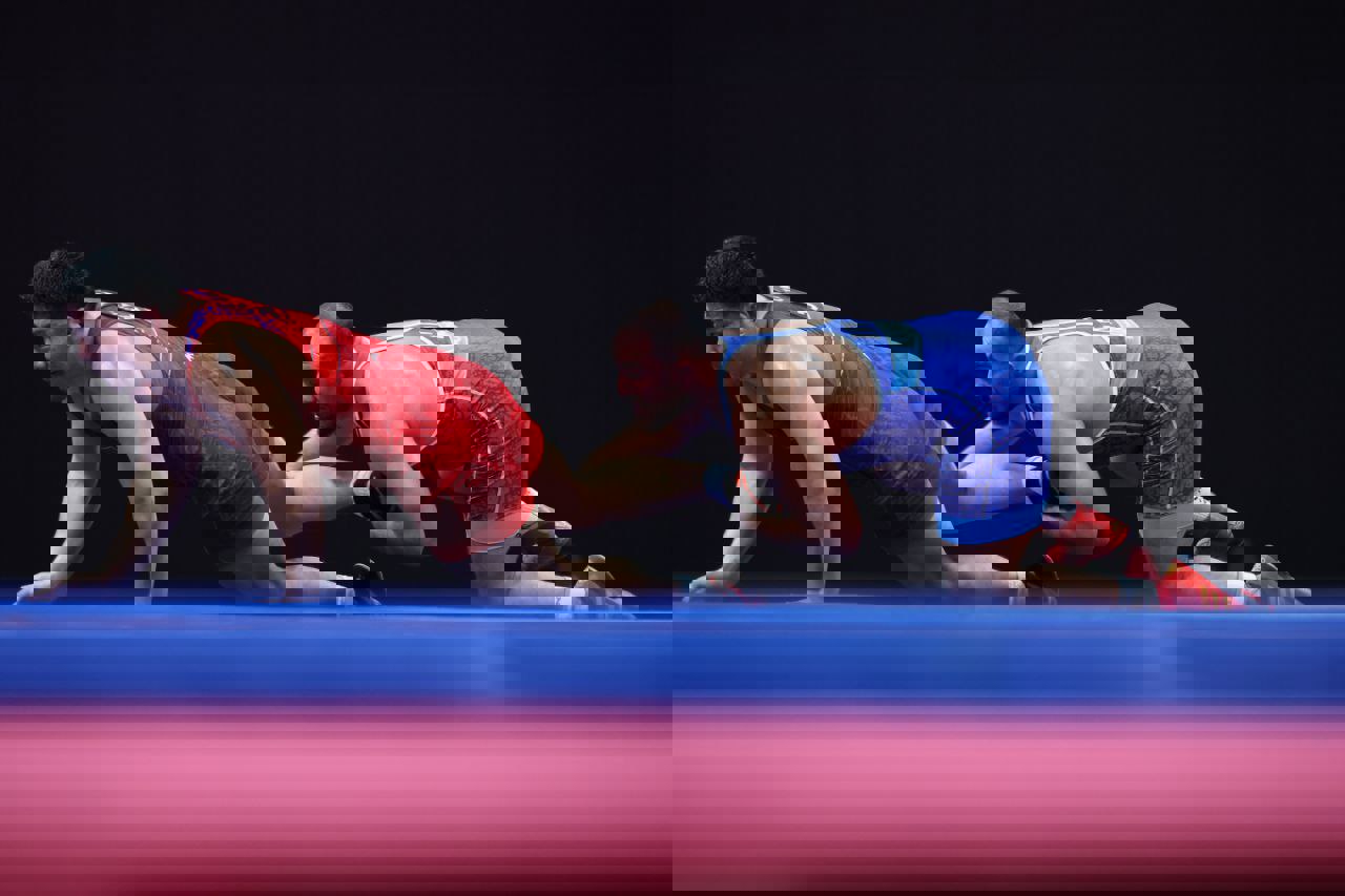 1936950