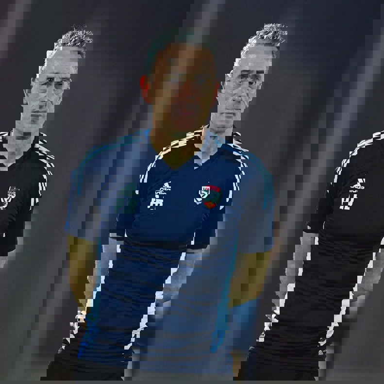 1938158