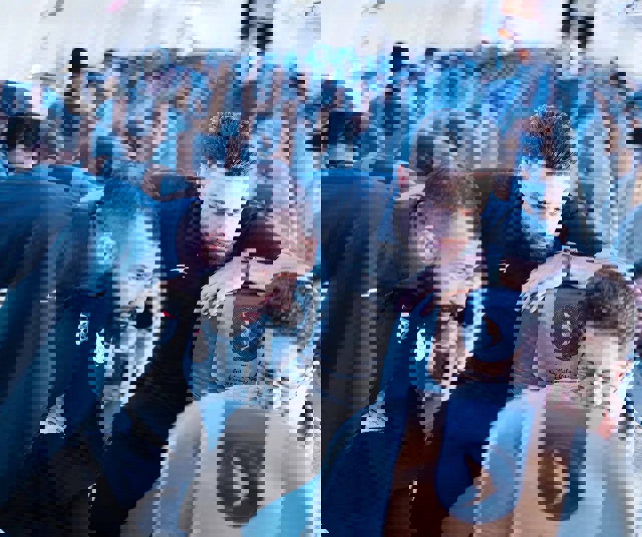 1938752
