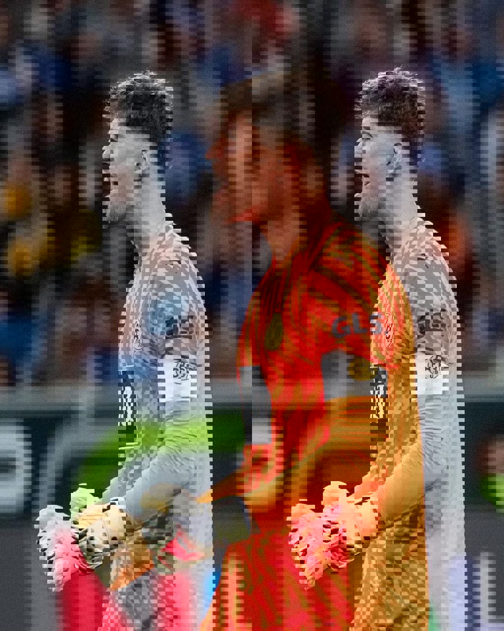 1939237