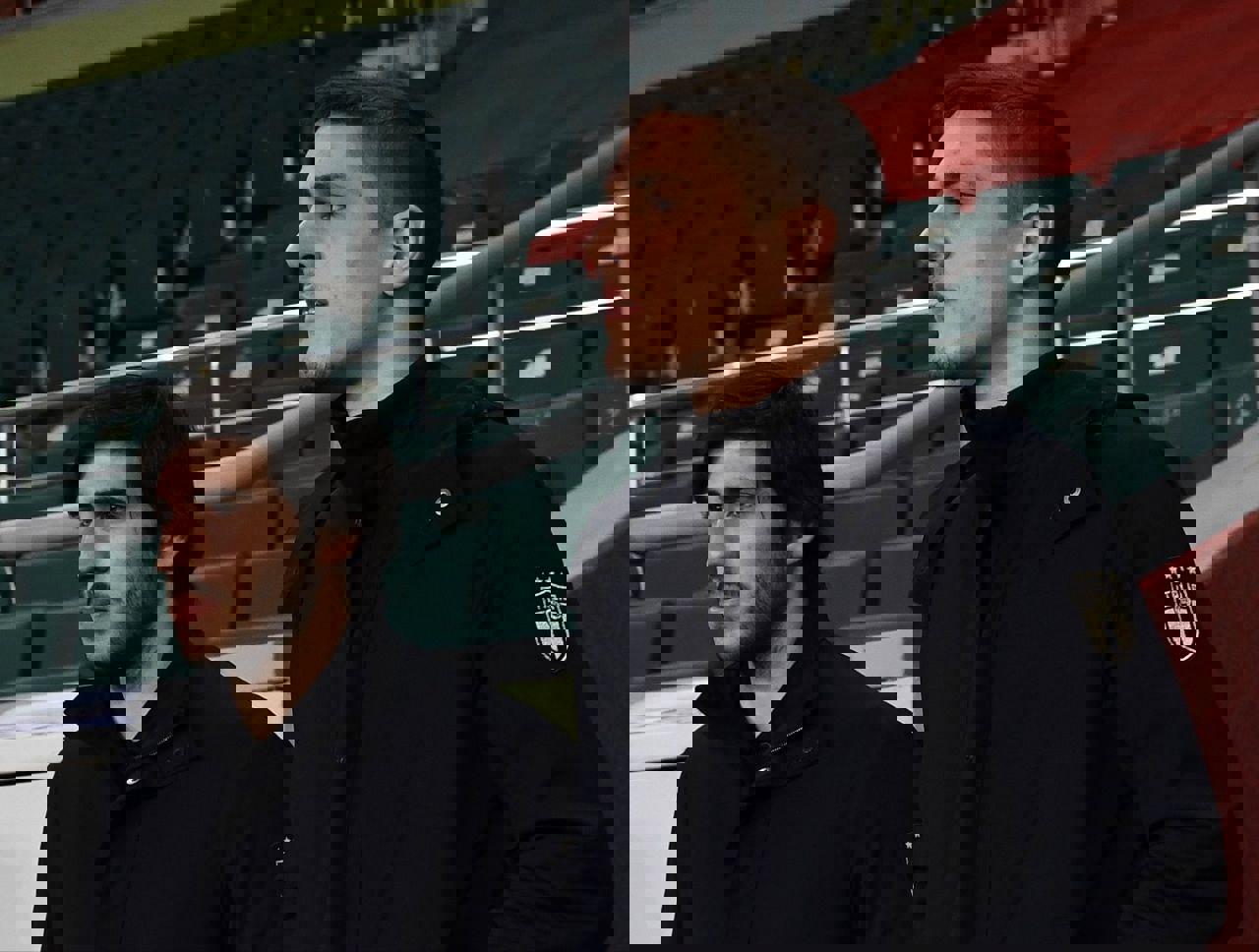 1939208