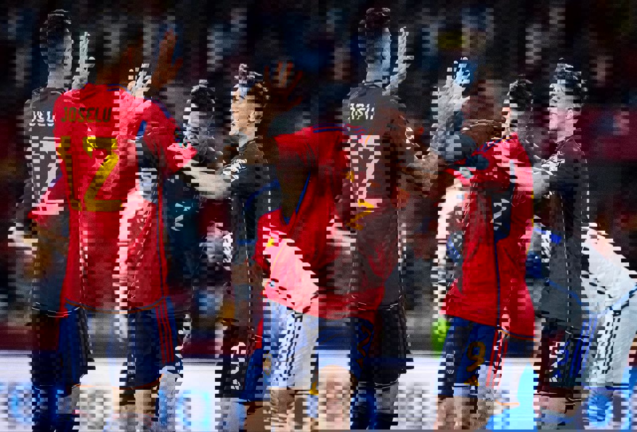 1939256