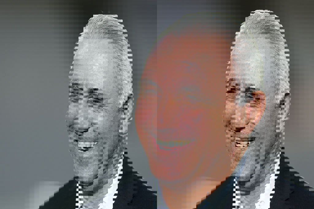 1940494