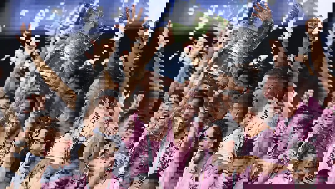 1940193