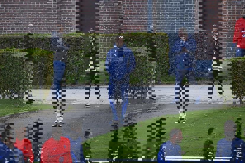 1940471