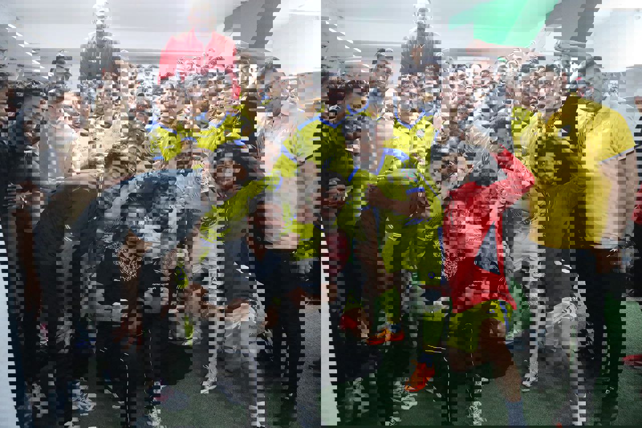 1940465