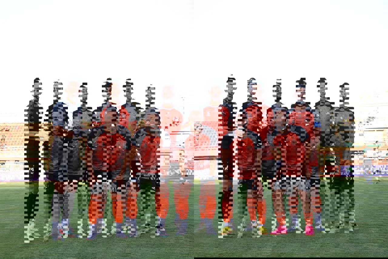 1940445