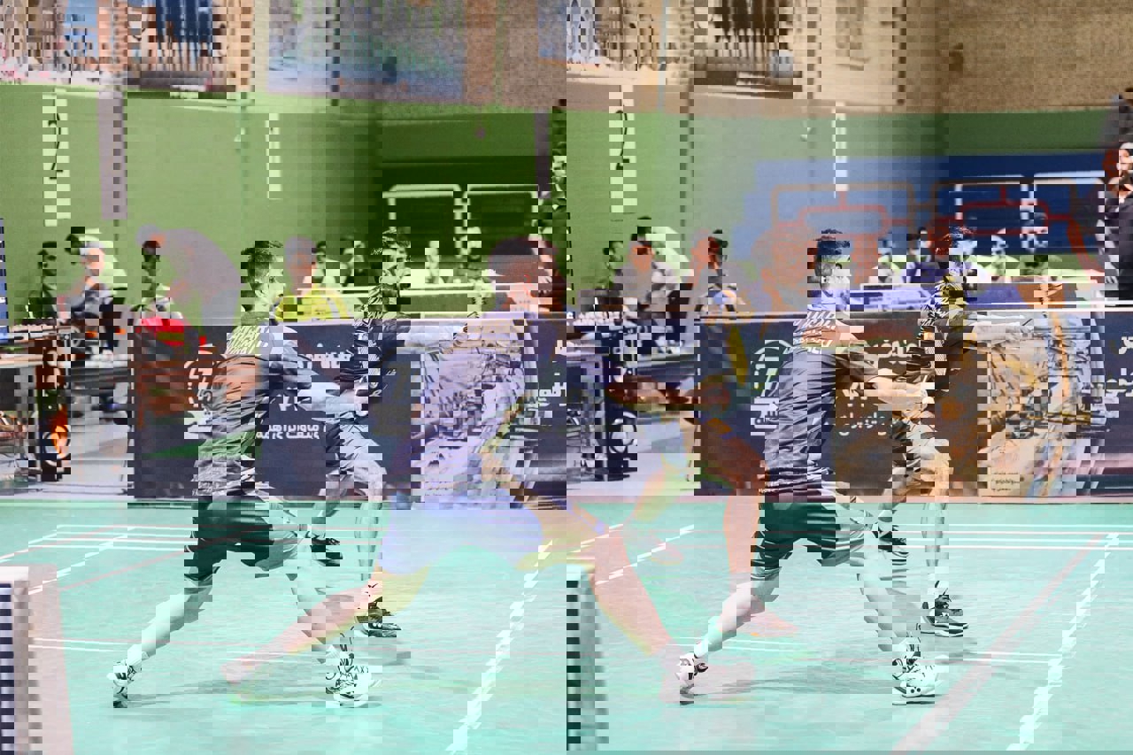 1940667