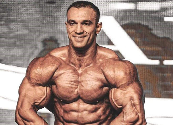 تعلیق قهرمان بادی بیلدینگ به خاطر دوپینگ