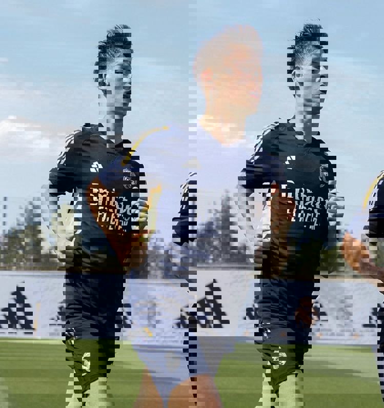 1940804
