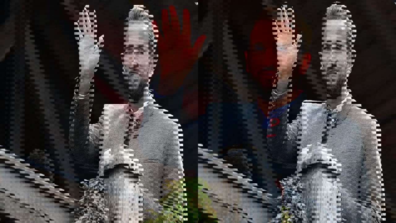 1941182