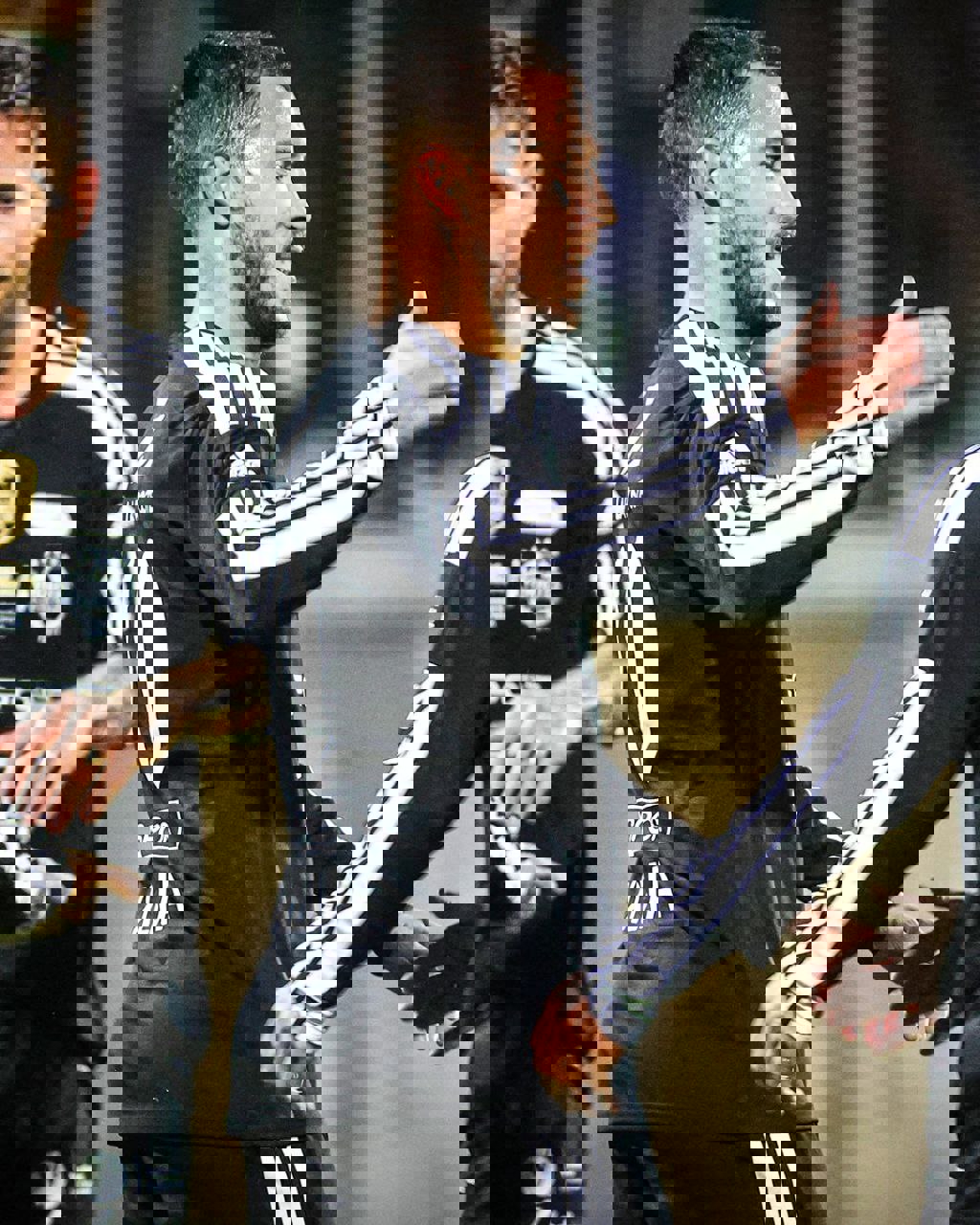 1941657