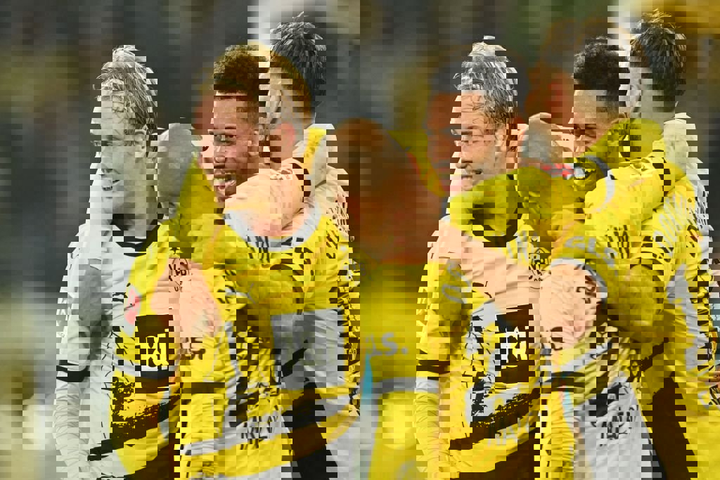 دورتموند ۱-۰ وردربرمن: بوندس‌لیگا صدرنشین جدید دارد