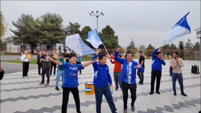 ازبکها در استقبال از نساجی رقصیدند!