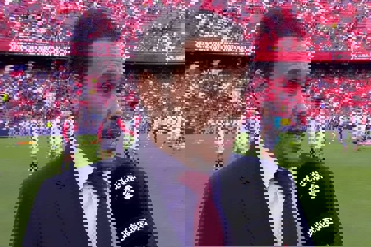 1943362