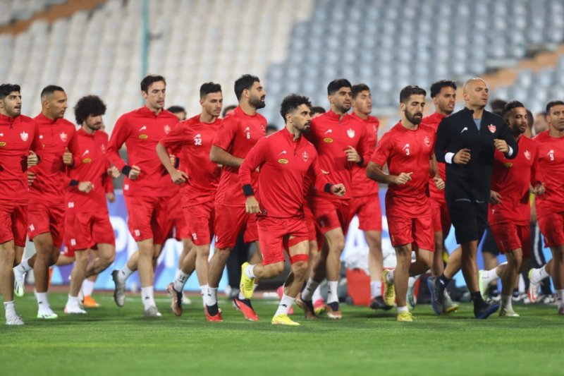 همه جوانها بیایند باز لیست پرسپولیس کامل نمی‌شود!