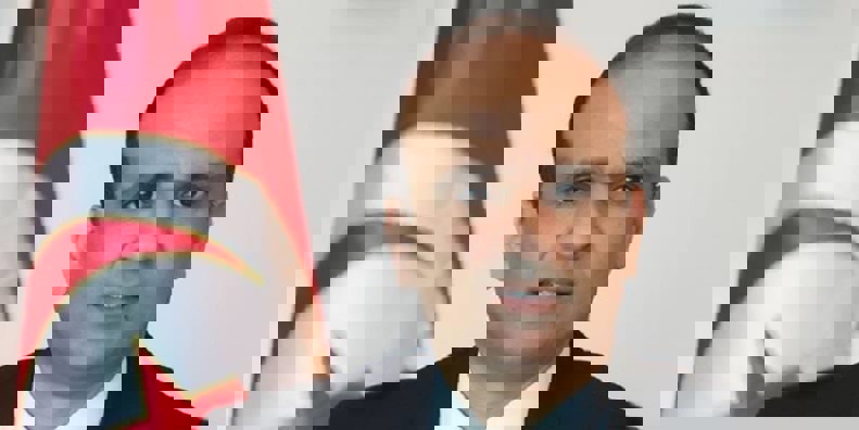 به اتهام کلاهبرداری: رئیس فدراسیون فوتبال دستگیر شد 2