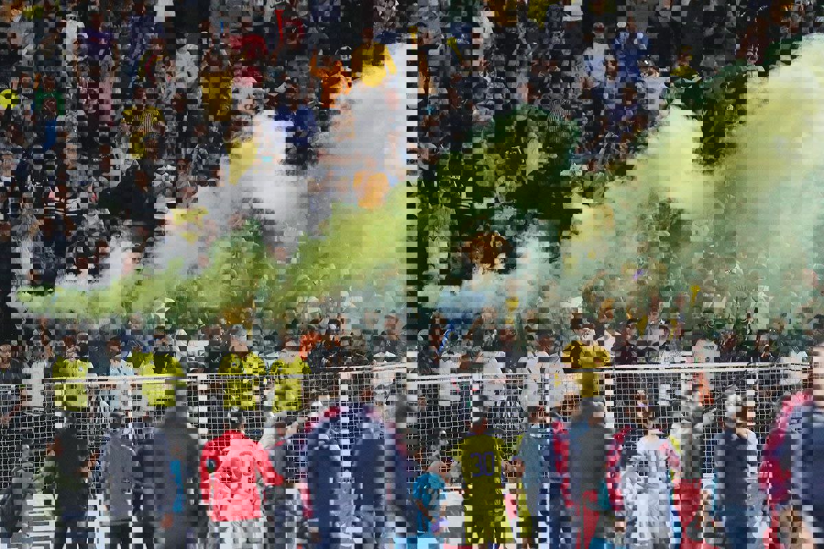 1945821