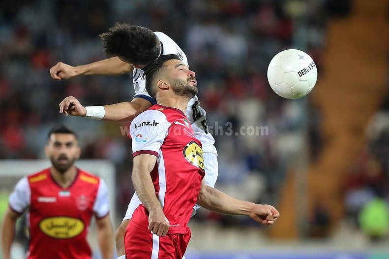 سرخ‌ها از انزلی به صدر می‌روند؛/ گزارش زنده: ملوان 0 - پرسپولیس 0